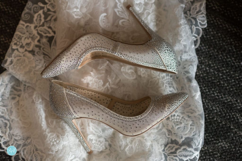 Gold Badgley Mischka high heels