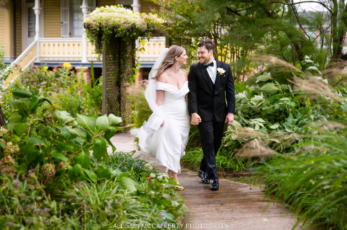 Hereford Inlet Lighthouse Wedding Gallery