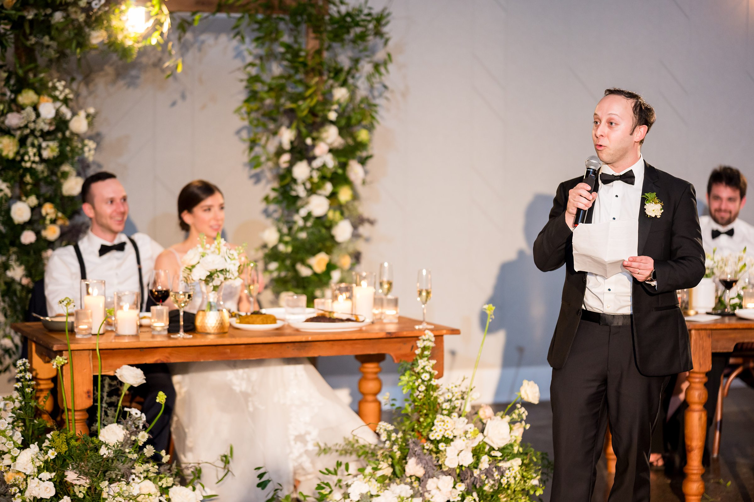 At the Lilah Events wedding, the bride and groom captivated their guests with a heartfelt speech at their reception.